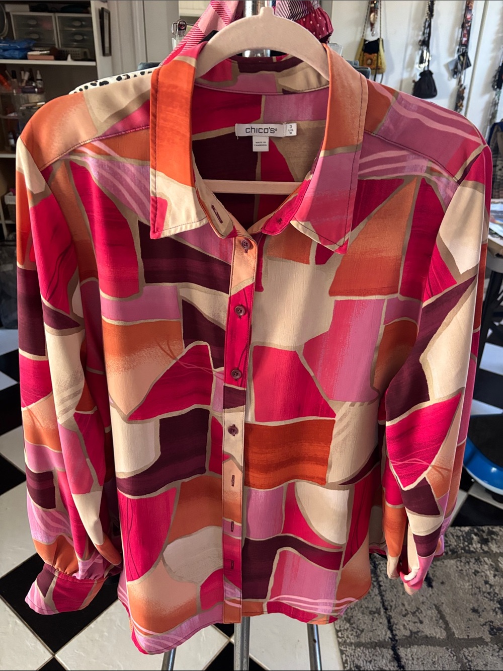 Chico’s Sz 3 Button Down Silky Soft Shirt Long Sl Pinks/Tan NWOT